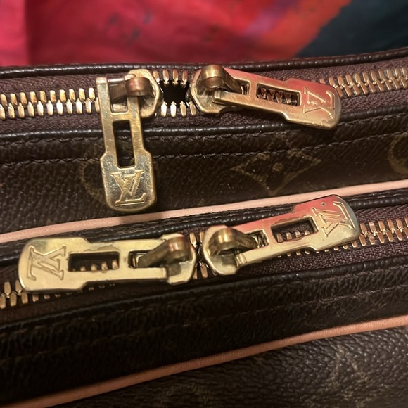 Authentic GM reporter with new Vachetta - Picture 16 of 16